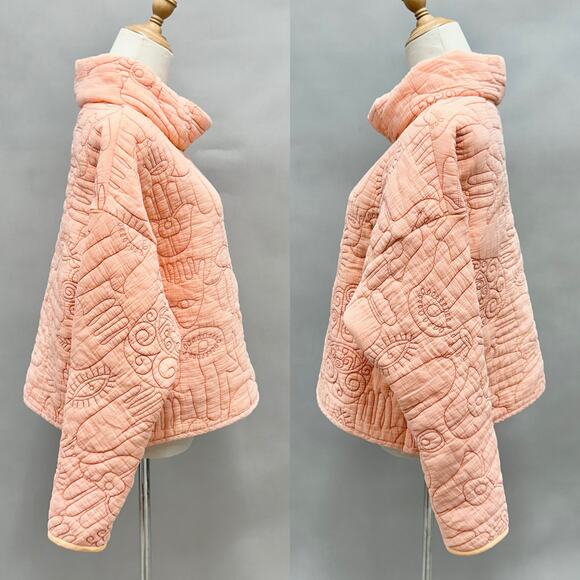 Oscilatey Quilt Funnel Neck Orange Pullover with Hasma/Evil Eye Size Medium - Picture 3 of 14